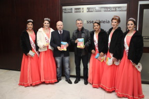 Soberanas com o presidente da Assembleia