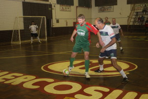 Rodada começa com confronto no Veterano