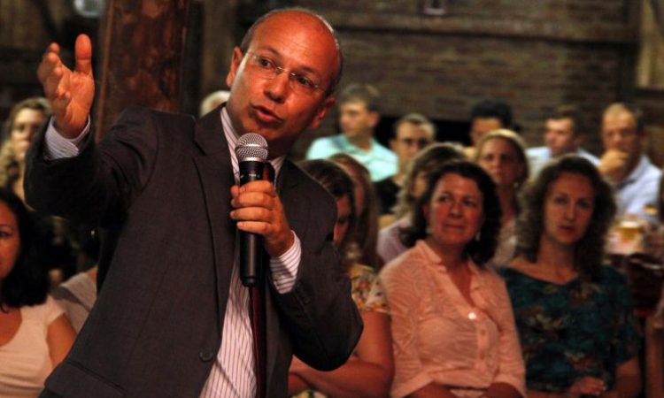 JOEL ADRIANO MACIEL PALESTRA NA FORMAÇÃO PEDAGÓGICA