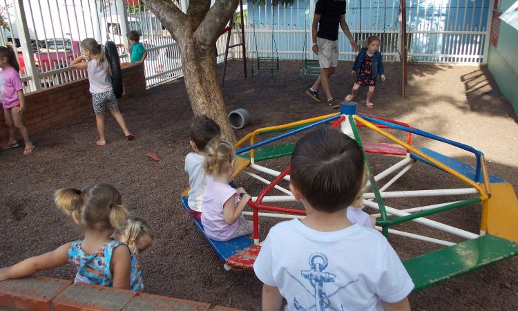 ESCOLA VÓ OLGA FECHADA NA SEGUNDA E TERÇA-FEIRA