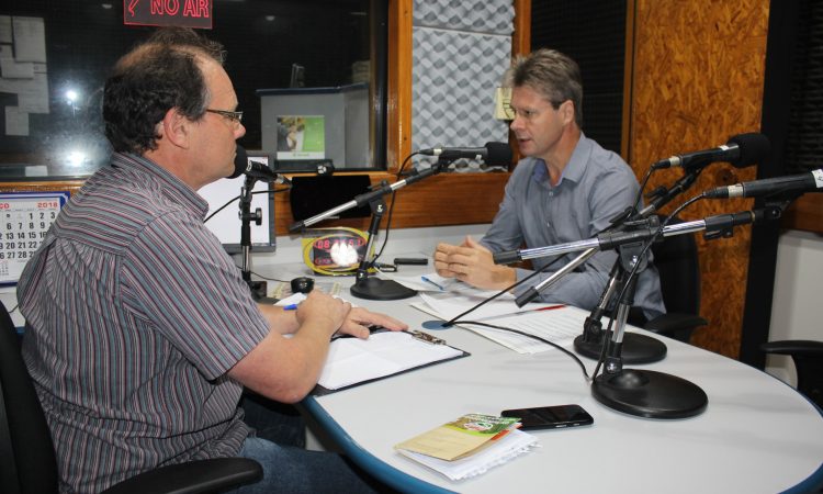 PREFEITO ENCAMINHA NOVOS DOCUMENTOS NO BADESUL
