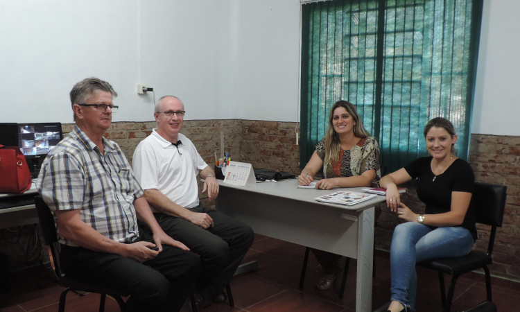 EQUIPE ACERTA ATENDIMENTO NO PROGRAMA SAÚDE BUCAL