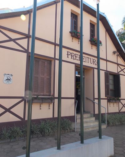 HORÁRIO NOS ÓRGÃOS PÚBLICOS E ESCOLAS NA PÁSCOA