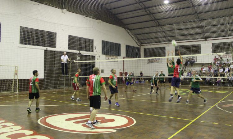 COPA MATO LEITÃO DE VÔLEI NESTA SEXTA-FEIRA