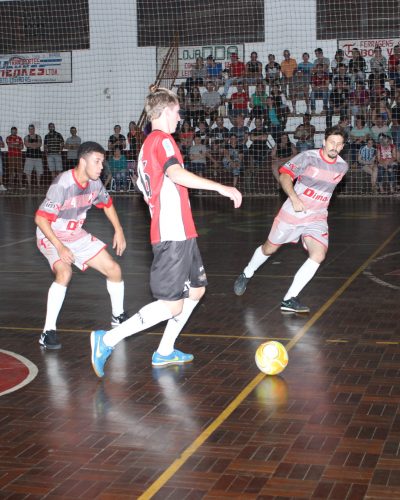 COPA MATO LEITÃO FUTSAL COM TRÊS CATEGORIAS
