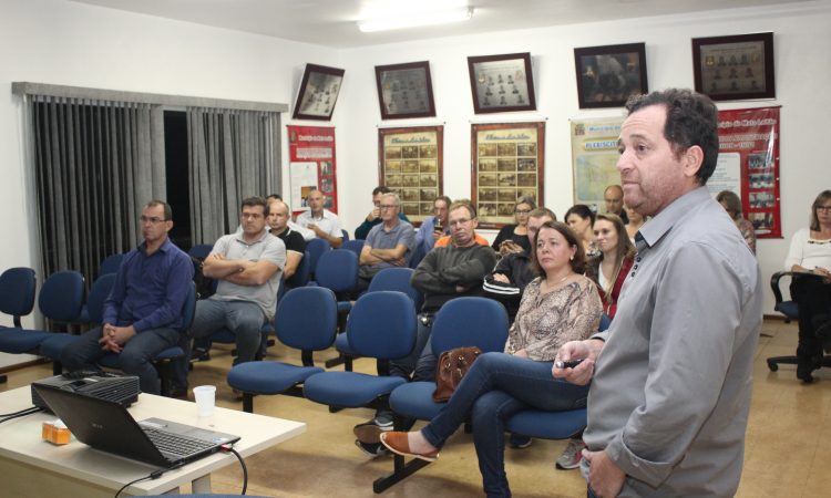 RECEITA EQUILIBRADA NOS PRIMEIROS MESES DO ANO