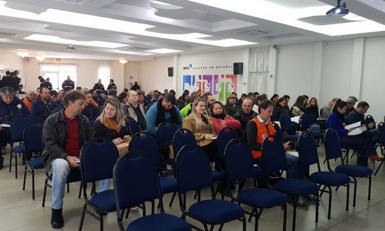 DEFESA CIVIL/RS ORIENTA COORDENADORES MUNICIPAIS