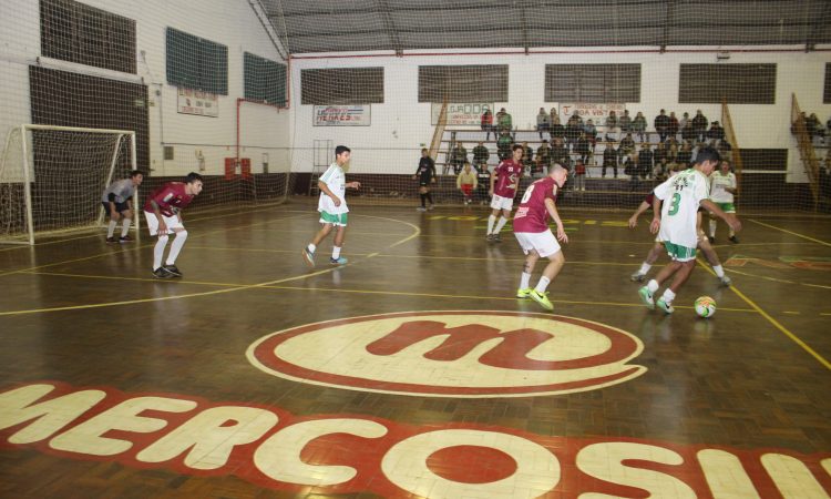 ABERTURA DA COPA MATO LEITÃO COM 28 GOLS