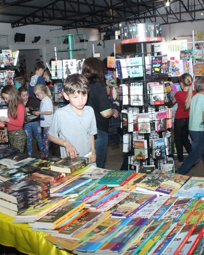 15ª FEIRA MUNICIPAL DO LIVRO EM AGOSTO