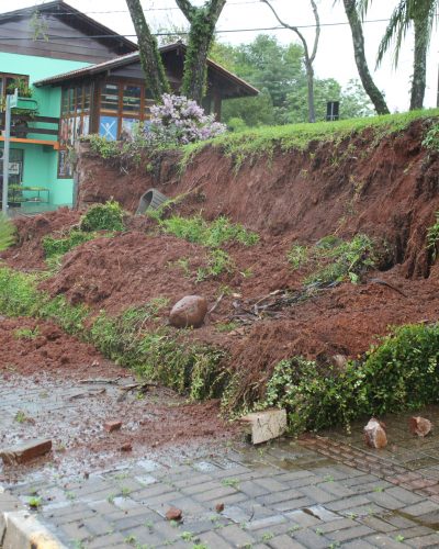 DEFESA CIVIL ALERTA PARA PREVISÃO DE CHUVA