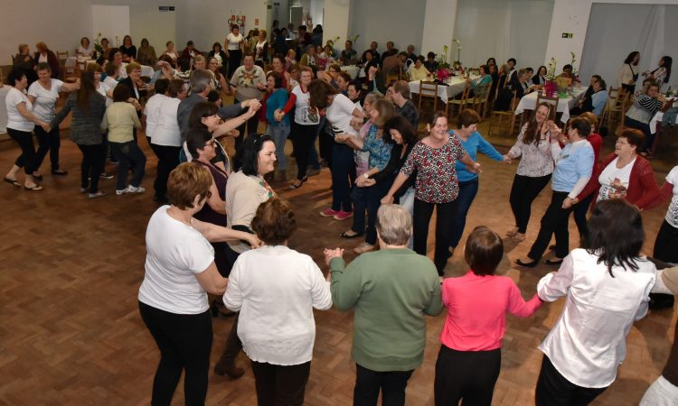 VIDA NOVA SEDIA ENCONTRO DE CLUBES MÃES