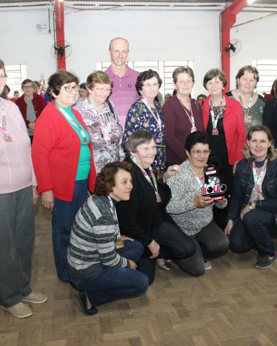 UNIÃO SADIA BICAMPEÃ NO BOLÃO DE MESA FEMININO