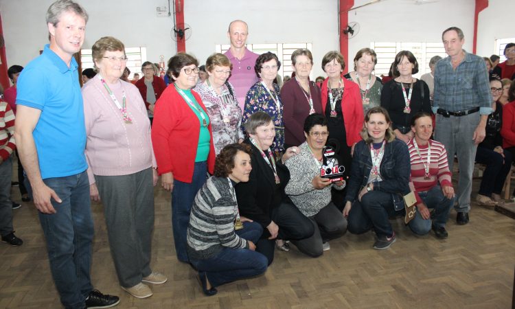 UNIÃO SADIA BICAMPEÃ NO BOLÃO DE MESA FEMININO