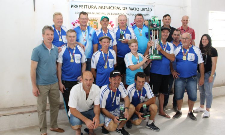 CANCHA GUIDO É BICAMPEÃO NA BOCHA VETERANO