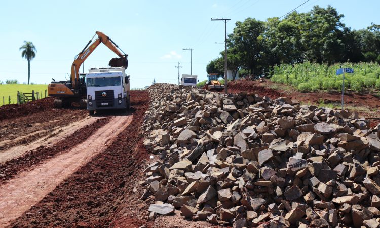 DECRETO INTERROMPE TRÂNSITO DE VEÍCULOS