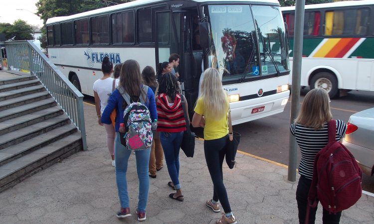 UNIVERSITÁRIOS PODEM CONTAR COM AUXÍLIO NO TRANSPORTE