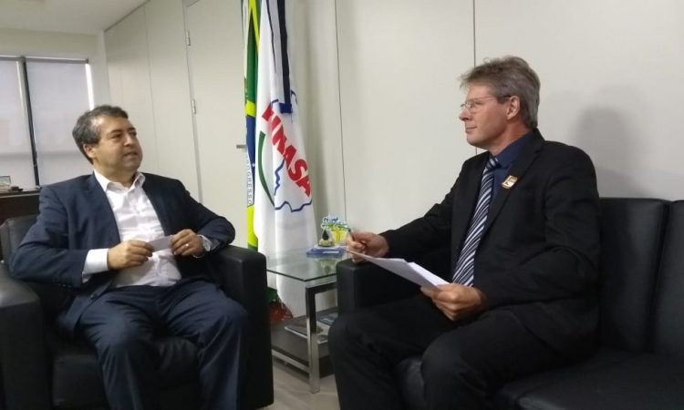 CARLOS BOHN MANTÉM CONTATOS EM BRASÍLIA