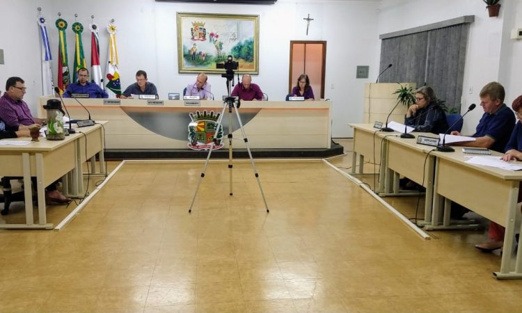 CÂMARA ABRE CRÉDITO PARA OBRAS NO AVANÇAR CIDADES