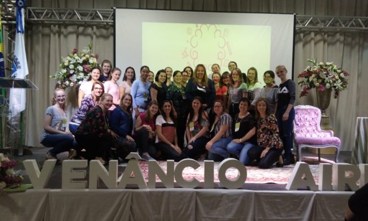 EQUIPE DA VÓ OLGA NO FÓRUM DE EDUCAÇÃO