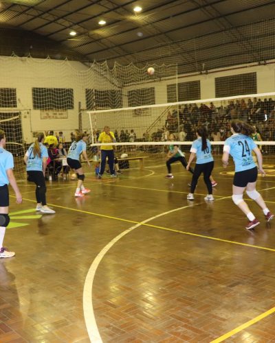 ATLÉTICO MANEIRO E EQUIVÔLEI OS CAMPEÕES MUNICIPAIS