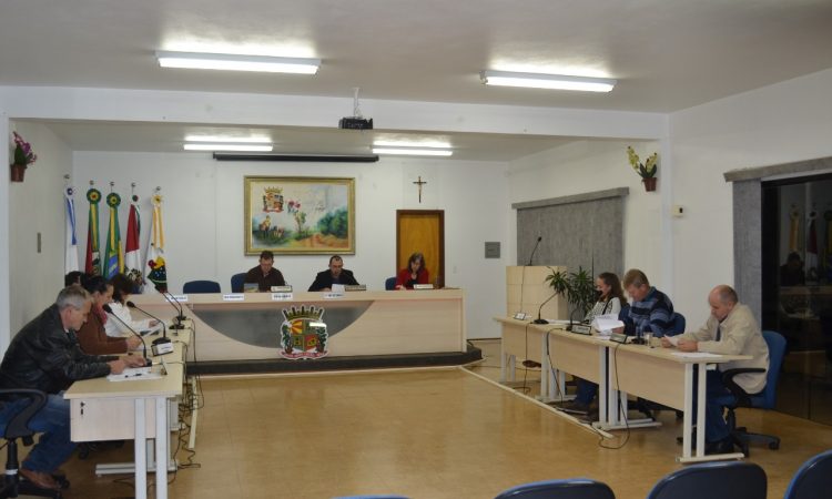LEILÃO DE BENS APROVADO NA CÂMARA