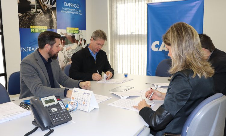 AUDIÊNCIA PÚBLICA ANALISA OBRAS DO AVANÇAR CIDADES