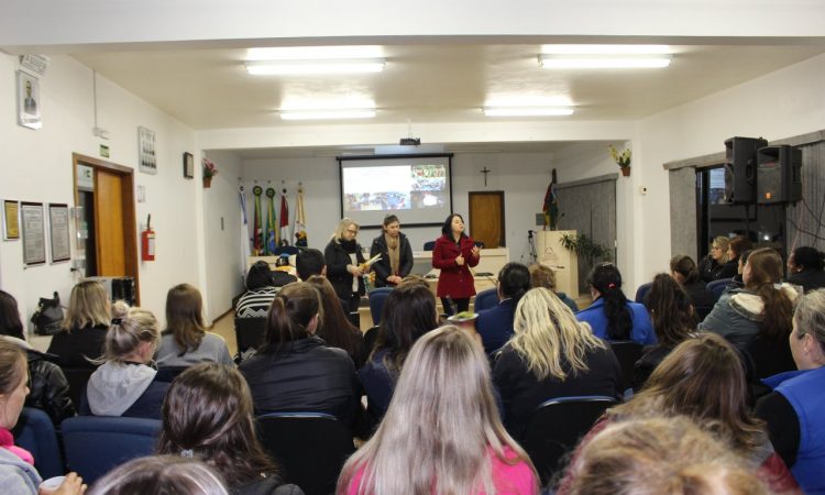 ESCOLA INFANTIL VÓ OLGA DIVULGA PROJETOS