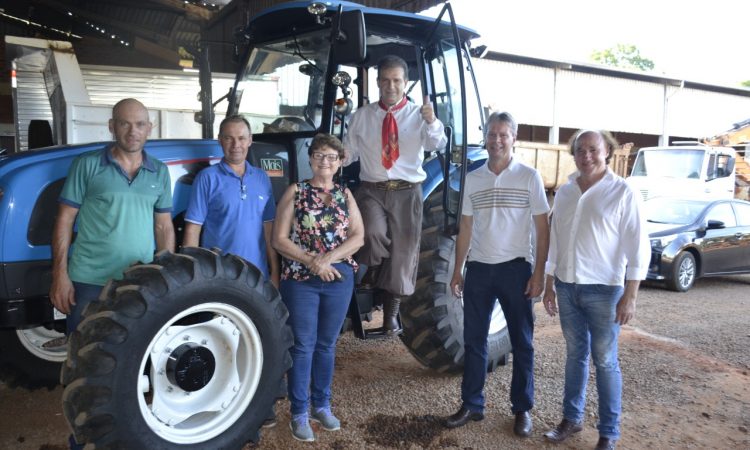 PATRULHA AGRÍCOLA RECEBE NOVO TRATOR