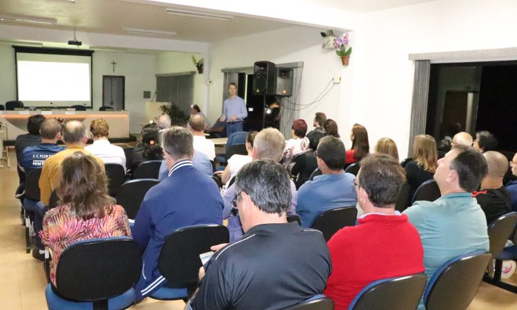 EXECUTIVO APRESENTA HOJE RELATÓRIOS