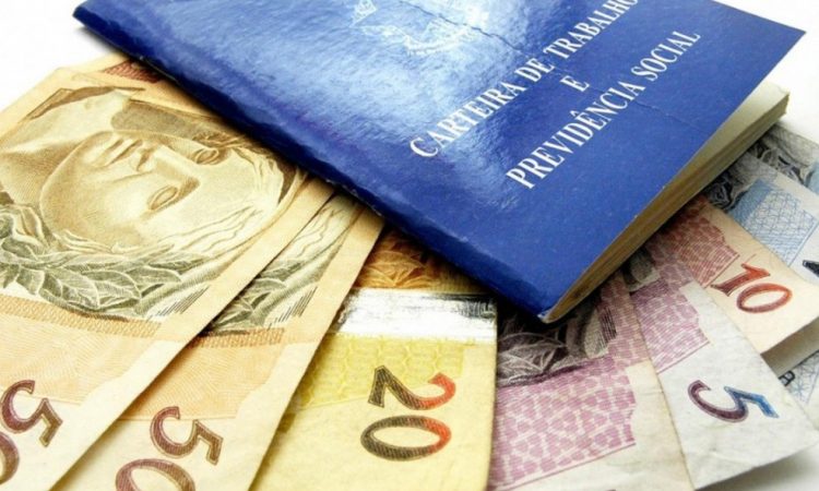 13º SALÁRIO ANTECIPADO PARA O FUNCIONALISMO