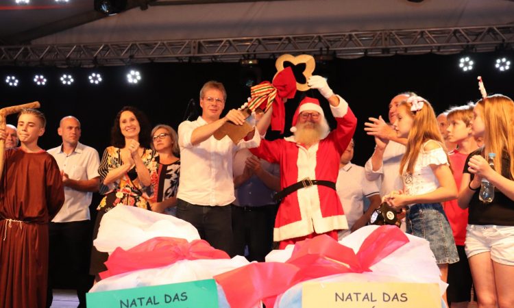 CHEGADA DO PAPAI NOEL NESTE SÁBADO