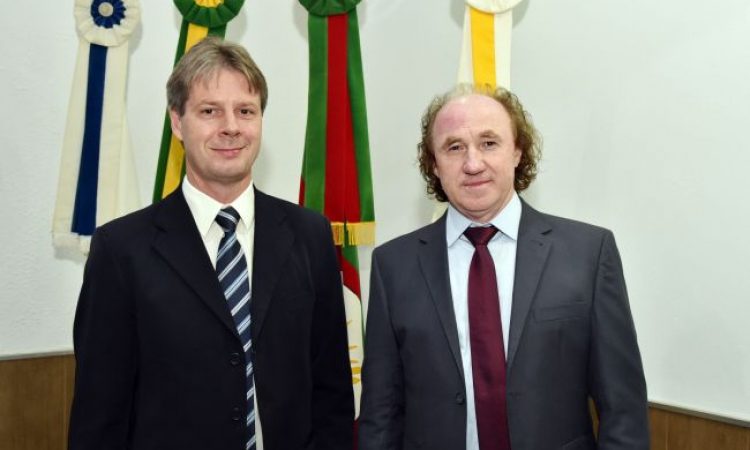 DIPLOMAÇÃO DO PREFEITO E VICE NA QUARTA-FEIRA, 16
