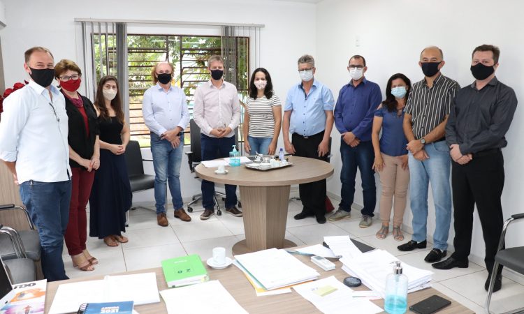 CARLOS BOHN E FLECHA ANUNCIAM EQUIPE DE TRABALHO