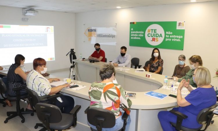 COVID: ESTADO SE PREPARA PARA VACINAR GAÚCHOS