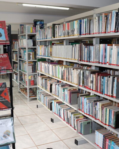 BIBLIOTECA MUNICIPAL ALERTA PARA DEVOLUÇÃO DE LIVROS