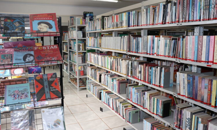 BIBLIOTECA MUNICIPAL ALERTA PARA DEVOLUÇÃO DE LIVROS