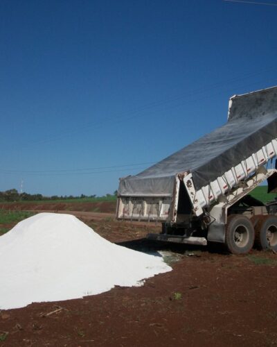 AGRICULTORES PODEM ENCAMINHAR TRANSPORTE DE CALCÁRIO