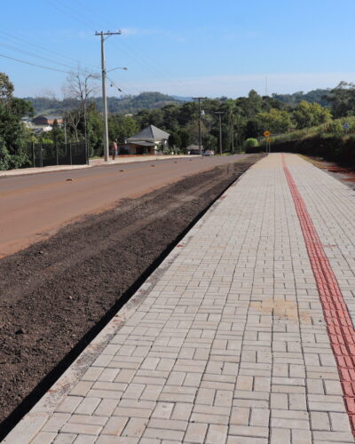 CONCLUÍDO PASSEIO PÚBLICO ENTRE O CENTRO ATÉ RSC-453