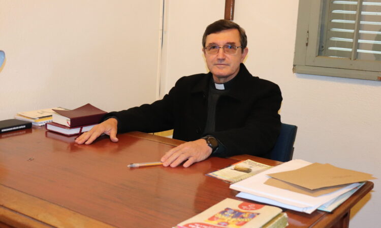 CLAUDIO KIRST ASSUME COMO ADMINISTRADOR DA PARÓQUIA SANTA INÊS