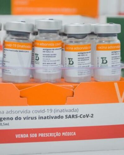 MUNICÍPIO RECEBE LOTE COM 110 DOSES VACINA COVID-19