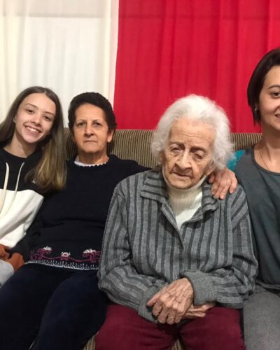 VÓ JUSTINA DOS SANTOS COMPLETA 108 ANOS