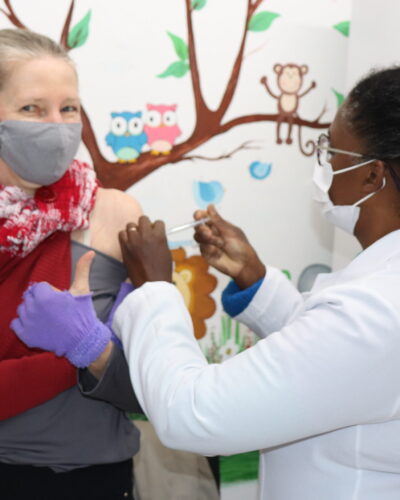 NOVA REMESSA DE VACINAS CONTRA A COVID-19