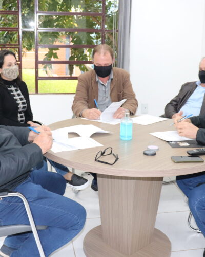 INVICTA CONSTRUTORA ASSINA CONTRATO PARA A ‘RUA COBERTA’
