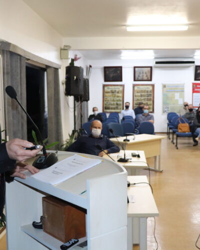 PREFEITO DESTACA PROJETOS EM AUDIÊNCIA PÚBLICA