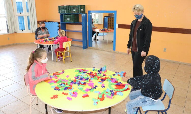 AULAS 100% PRESENCIAIS AGORA TAMBÉM NA EDUCAÇÃO INFANTIL