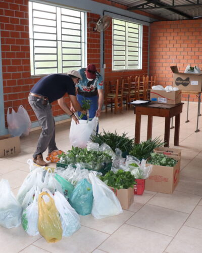 MAIS DE 90 FAMÍLIAS ATENDIDAS NO PROGRAMA DE AQUISIÇÃO DE ALIMENTOS