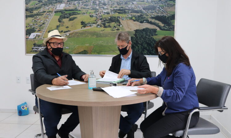 INVICTA CONSTRUTORA VAI CONSTRUIR QUADRA ESPORTIVA