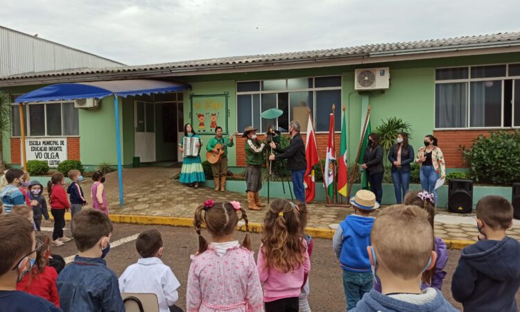 CENTELHA DA CHAMA CRIOULA NAS ESCOLAS