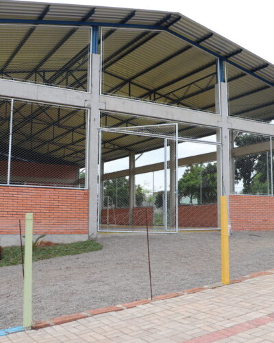 QUADRA ESPORTIVA DA ESCOLA VÓ OLGA SERÁ INAUGURADA NA SEGUNDA-FEIRA