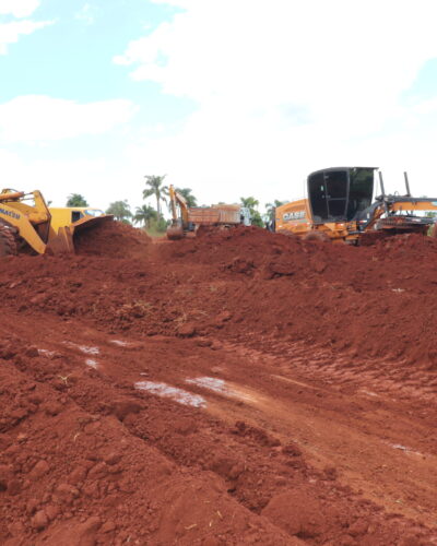 SECRETARIA DE OBRAS PREPARA TERRENO DA BALCÃO DE ELETROS